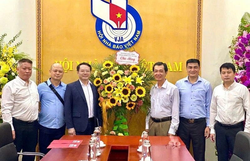 Trường Cao đẳng Công nghệ cao Hà Nội chúc mừng Hội Nhà báo Việt Nam nhân dịp 101 năm Ngày Báo chí CMVN
